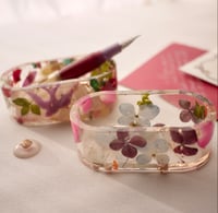 Image 4 of Pressed flowers oval dish 