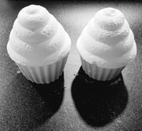 Image 1 of Cupcakes