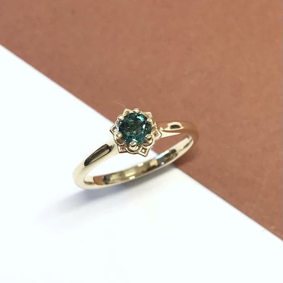 Image of Tourmaline flower ring