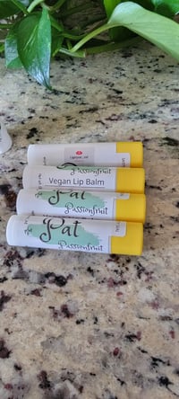 Vegan Lip Balm - Passionfruit - Pat