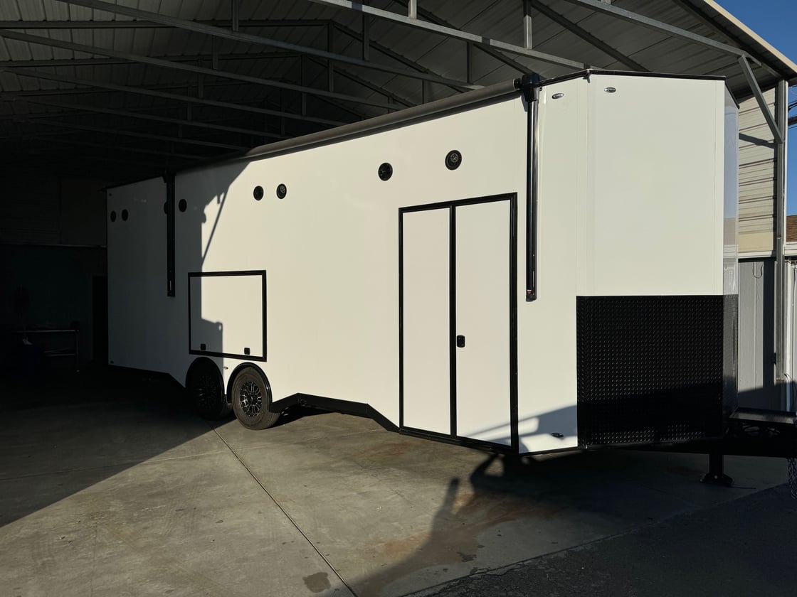 Image of 2025 King Race Trailers 26'x106''x9'