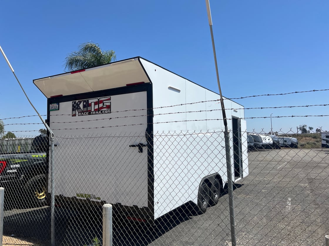 Image of King Race Trailers 22'x102'x8'