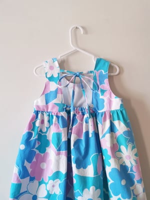 Image of SALE Vintage Flowers Dress - 6 years