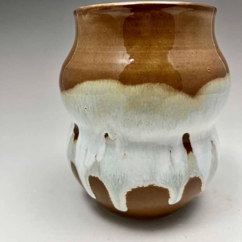 Image of drippy vase