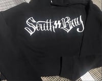 Image 3 of BLACK AND WHITE SUPPORTER WOMANS CROP TOP HOODIE