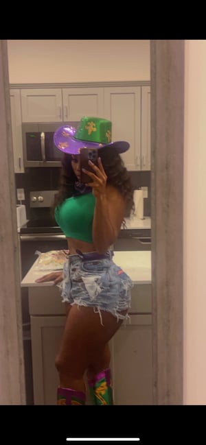 Image of Mardi Gras cowboy hat 