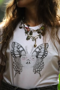 Image 3 of Tee-Shirt PAPILLON - COLLAB' VIOLAINE TATTOO