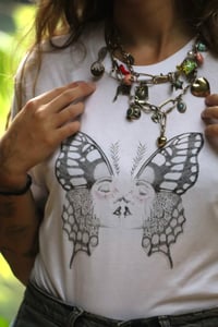 Image 2 of Tee-Shirt PAPILLON - COLLAB' VIOLAINE TATTOO