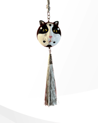 Image 1 of Tuxedo Cat Macaron