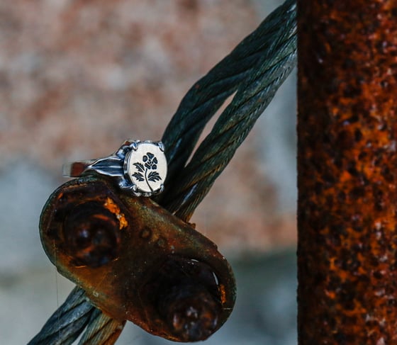 Image of Black Flower Ring 