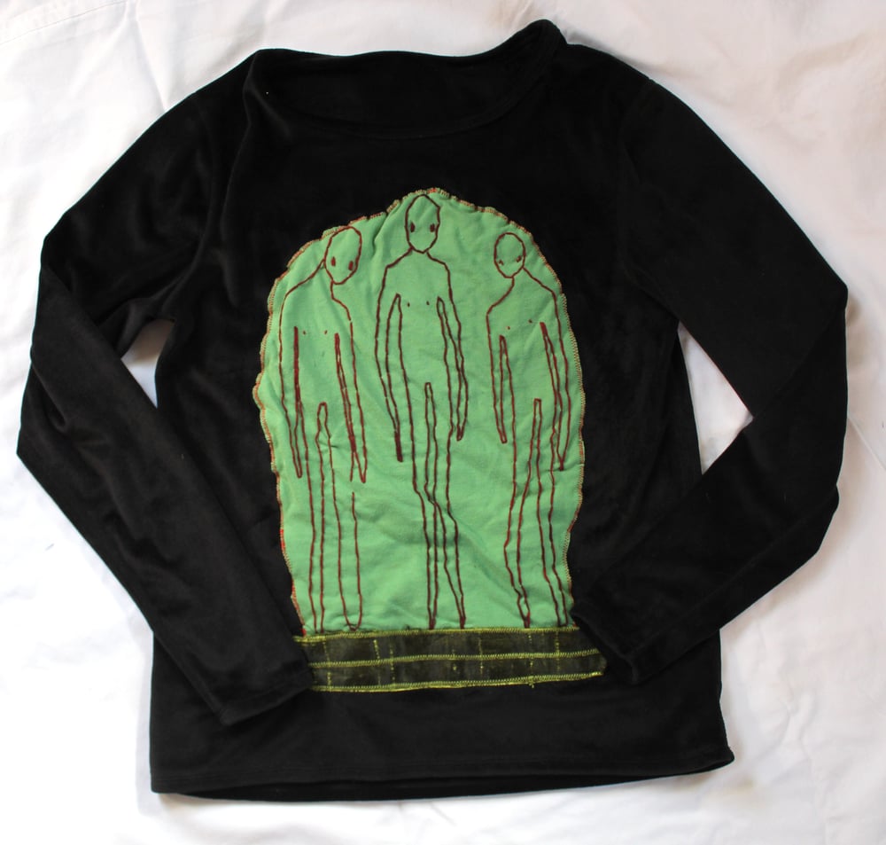 Image of Doorway Embroidered Fleece Long Sleeve (Women's S)