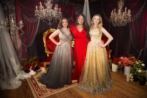 Image of Grand Room Mini-Session: