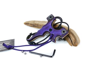Image of Wooden Slingshot, The Twister Sling Shot, Wooden Catalpult, Right hand pull, left hand hold