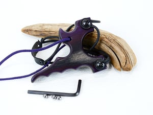 Image of Wooden Slingshot, The Twister Sling Shot, Wooden Catalpult, Right hand pull, left hand hold
