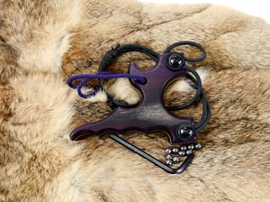 Image of Wooden Slingshot, The Twister Sling Shot, Wooden Catalpult, Right hand pull, left hand hold