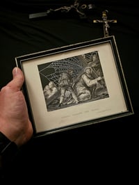 Image 4 of "𝕭𝖊𝖆𝖗𝖎𝖓𝖌 𝖈𝖗𝖔𝖘𝖘" 1800's Page & Preserved Web