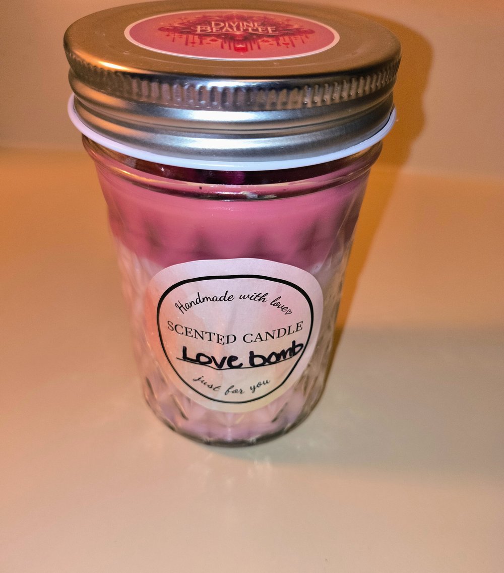 Image of Love bomb Manifestation Candle 8.5oz