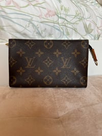 Image 1 of Louis Vuitton Monogram Toiletry Pouch 17