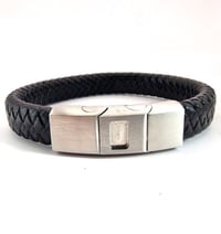 Leather bracelet