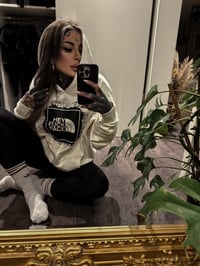 Image 1 of CVLT DAMEN HOODIE LANG WEISS