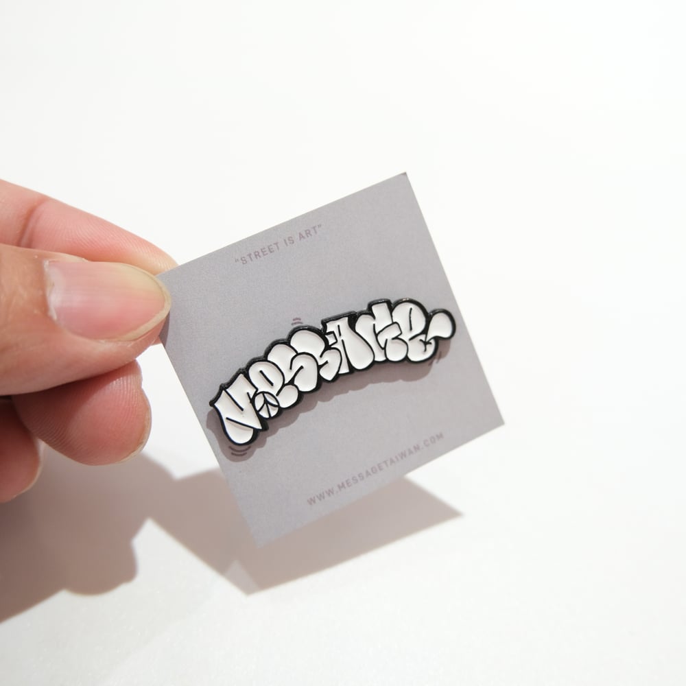 MESS-AGE - Throwie pin