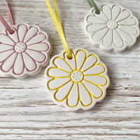 Image 4 of Ceramic Flower Essential Oil Diffusers