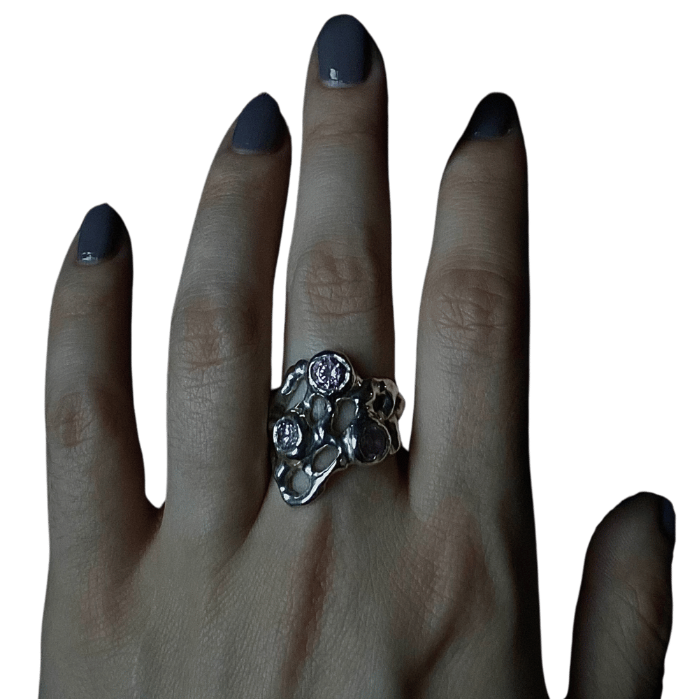 Image of Entanglement Ring