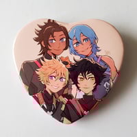 Image 1 of Kingdom Hearts Wayfinder Family Heart Button
