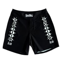 Image 2 of GISH SHORT / BLK&WHT
