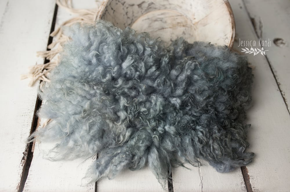 Image of Powdered Cerulean Blue hand felted fur