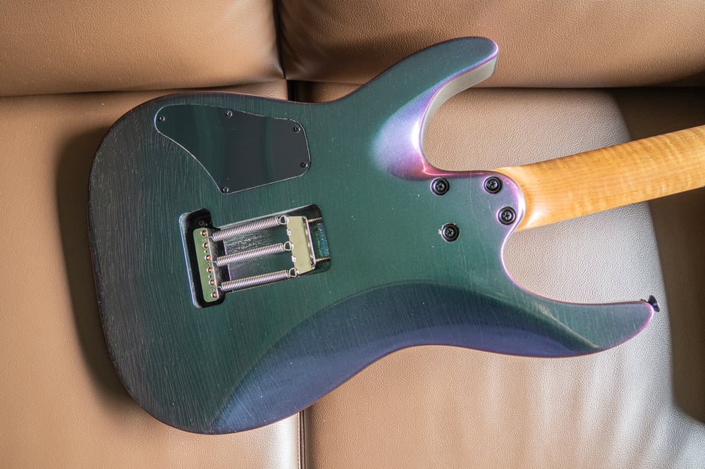 Modern "Neoteric" Purple Chameleon