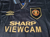 Image 3 of Utd 1993 1995 CANTONA kids retro kit