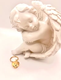 Image 2 of Self fill keyring
