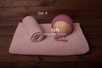 Image 5 of Newborn photo set grey/pink
