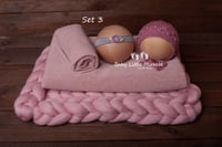 Image 4 of Newborn photo set grey/pink
