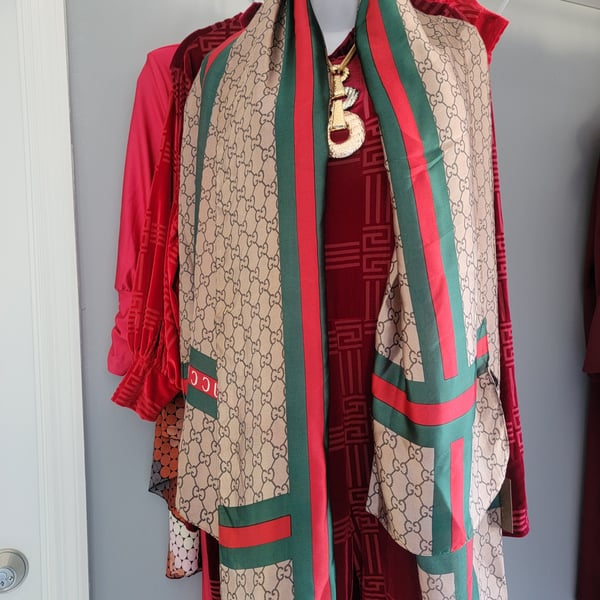 Image of Traditional Scarf