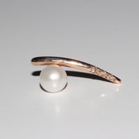 Image 2 of Dewy Orchid Pearl Earring