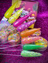 Image 16 of Six, Eight And Ten Piece Acrylic Sets
