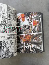 Image 5 of Jo Jo's Bizarre Adventure [Three Volumes] - Hirohiko Araki