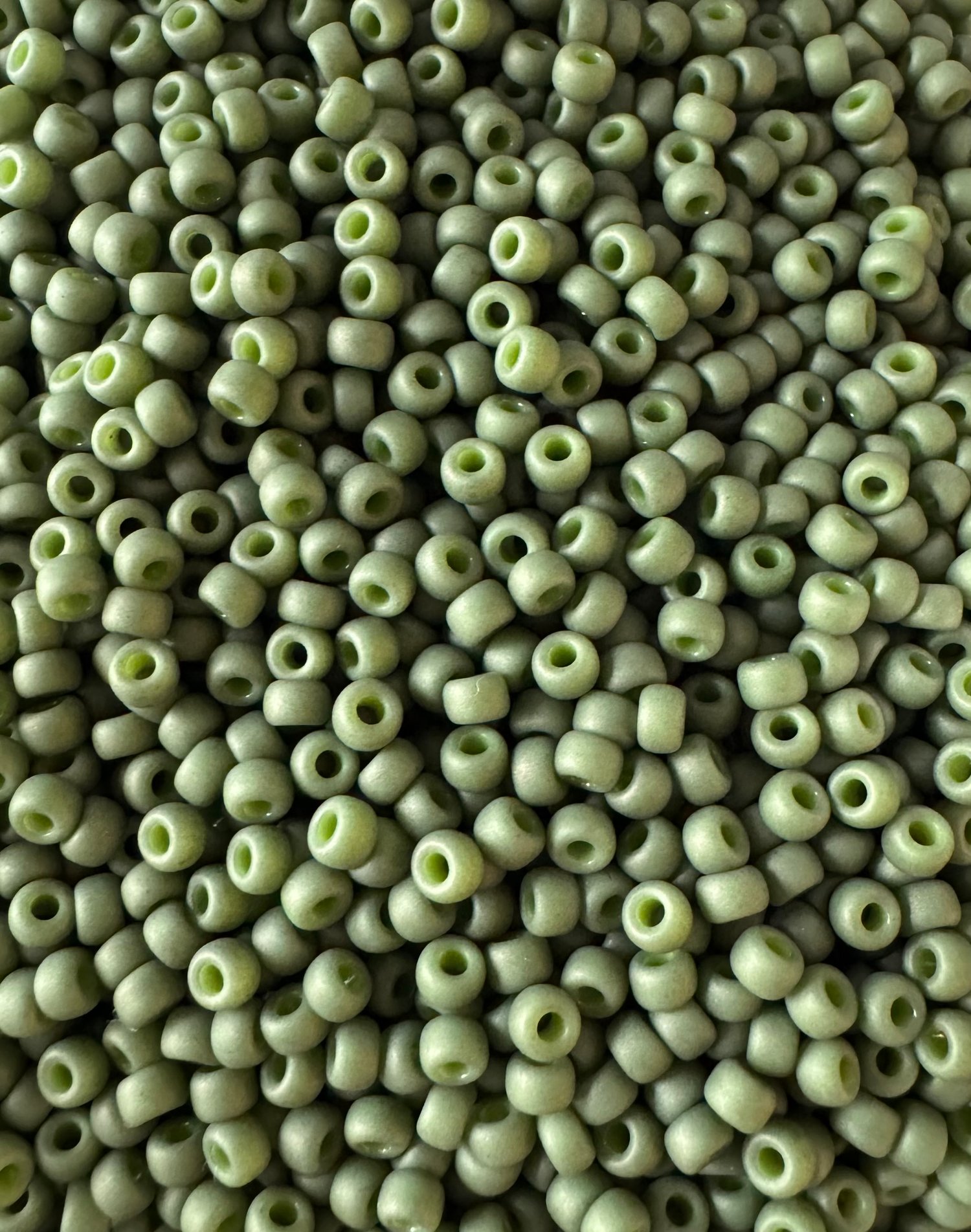 Str.8 _Opaque matte olive, Miyuki seedbeads