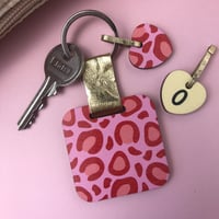 Image 4 of Personalised Leopard Print Keyring and Pocket Mirror