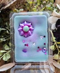 Image 6 of Blackberry Sage Tea- A Rockytop Wax Works exclusive custom houseblend fragrance 