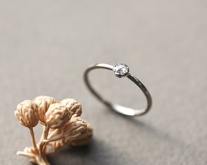 Image of Platinum 3mm rose-cut diamond ring (LON243)