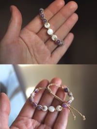 Image 3 of Bracciali con charms in osso 