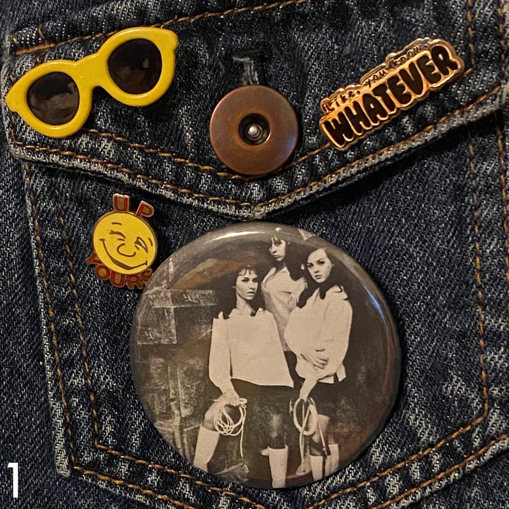 Image of Girl Groups & Girl Singers Buttons!