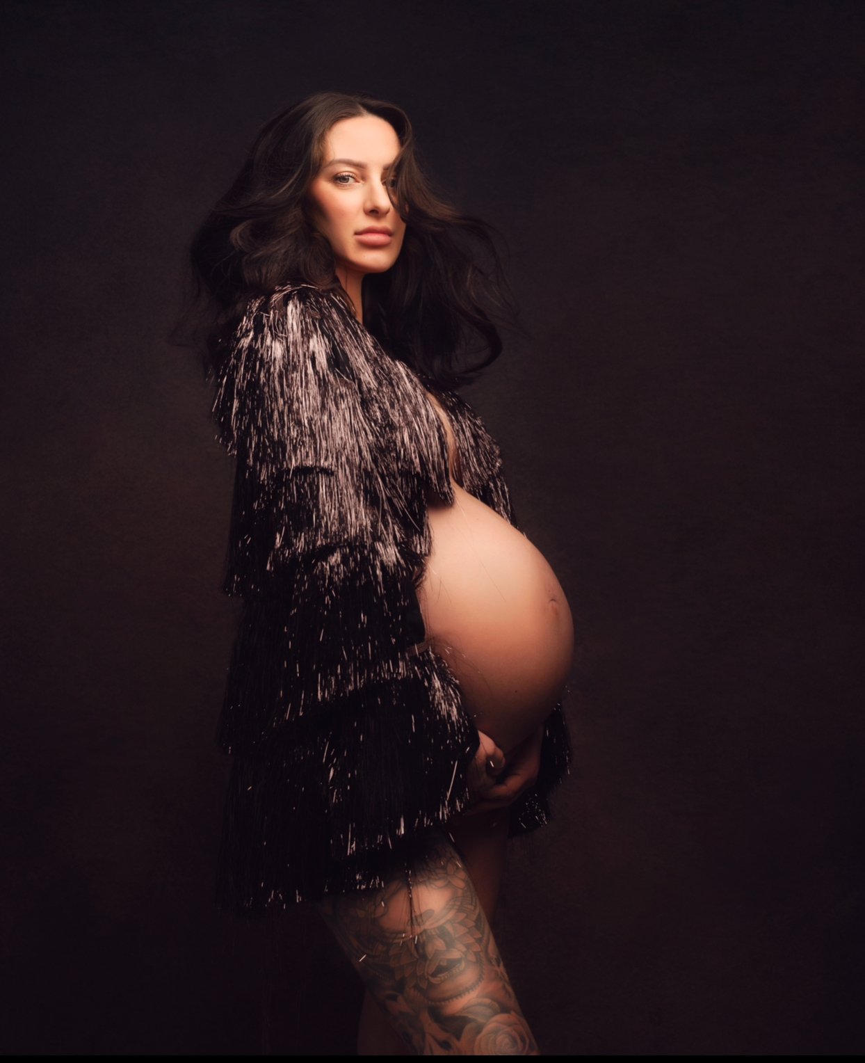 Image of MATERNITY Posing & Lighting Tutorial