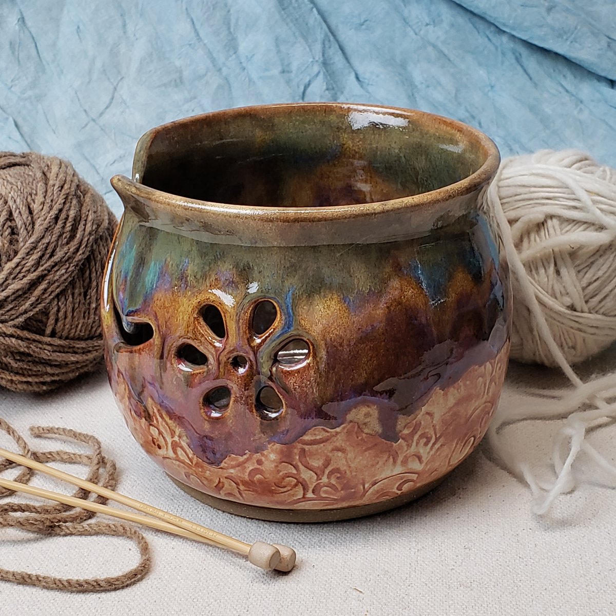 Image of Yarn Bowl for your wool with Bonsai Snips: Antique Wooden Trailer