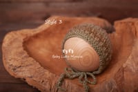 Image 5 of Knitted bonnet shaded