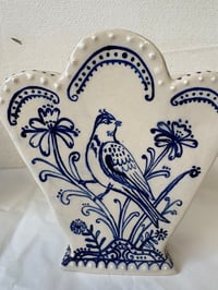 Image 2 of Little waiting song bird romantic vase