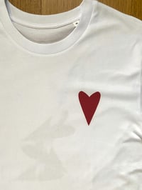 Image 7 of Tee-Shirt LE SABRE AUX COEURS - COLLAB' RENE LA MOUISE